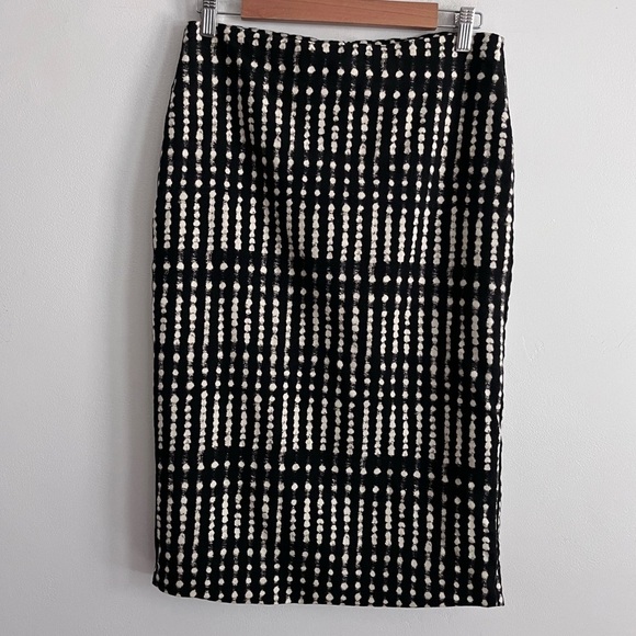 Samantha Sung Silk and Wool Blend Pencil Skirt - Picture 1 of 8
